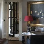 The Baron Crown فندق دن هيلدر
